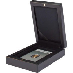 Czarne etui drewnopodobne do sztabki w blistrze – eleganckie wykończenie z satynowym wnętrzem – GoldInvest24